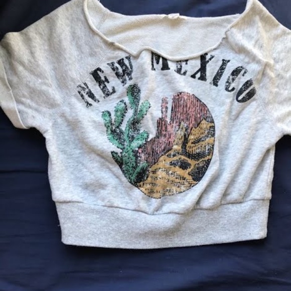 Garage Crop Top - Picture 3 of 3